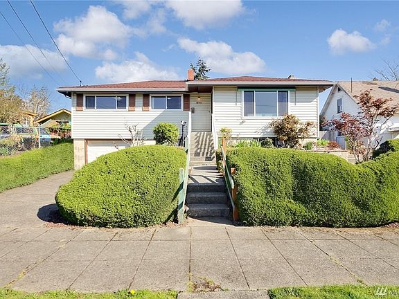 Such a great home with an attached 1 car garage.