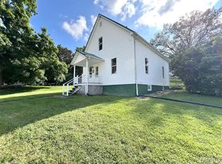 1306 Vandalia Rd, Hillsboro, IL 62049