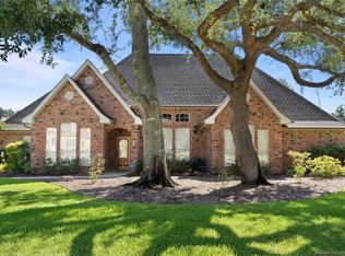 4107 Beau Chene Dr, Lake Charles, LA 70605