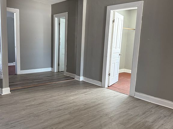5th image of 1410 6th Ave #1