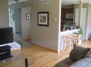 16506 Oxford Dr, Tinley Park, IL 60477
