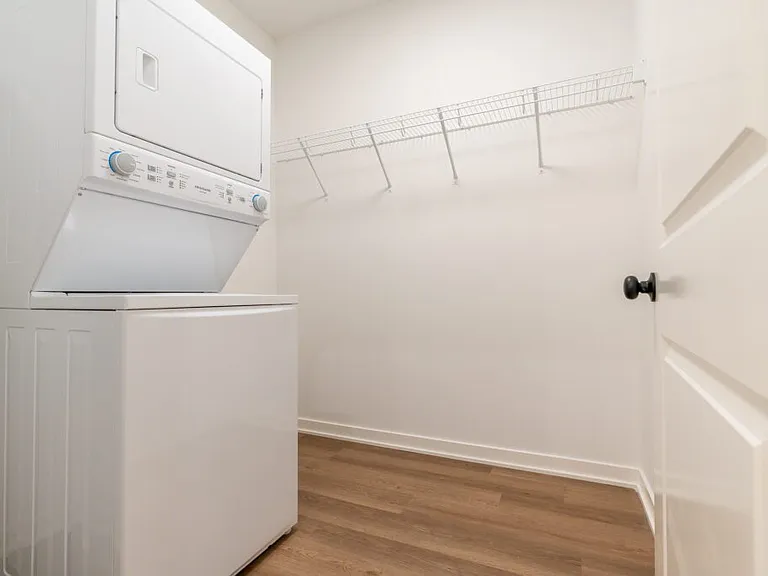 110 N Delaware Ave #202 — Photo 8
