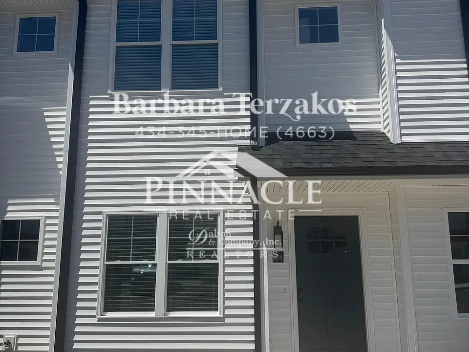 110 Aaron Pl #608