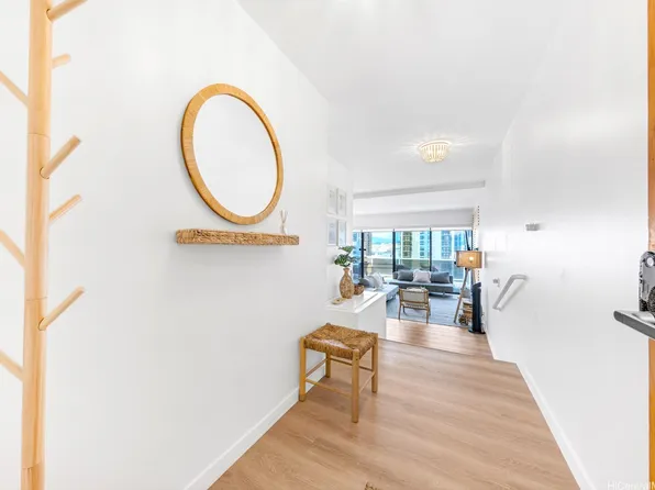 1088 Bishop St Suite 1118, Honolulu, HI 96813