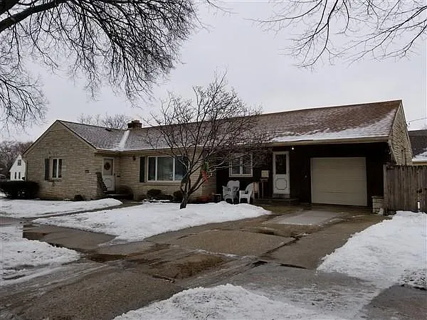 3890 N 57th St photo 1