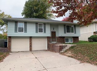 14823 Walnut Grove Cir, Omaha, NE 68137