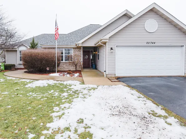 22744 S Park Place Dr, Channahon, IL 60410