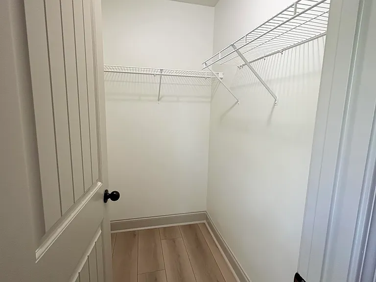 1244 Saint James Pl — Photo 30