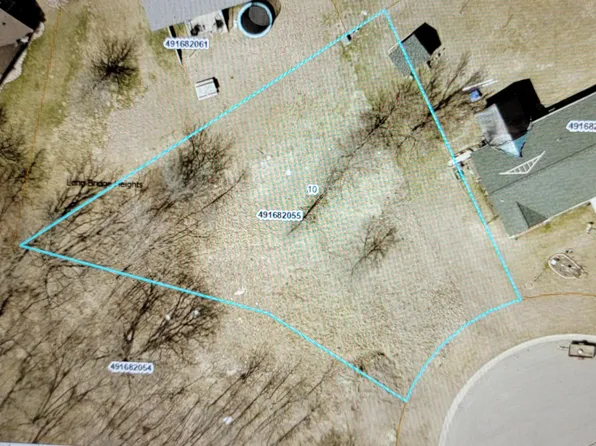 1131 Doris Kohler Cir, Detroit Lakes, MN 56501