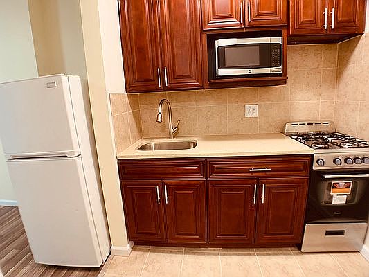 1st image of 21-32 45th Ave #1A1