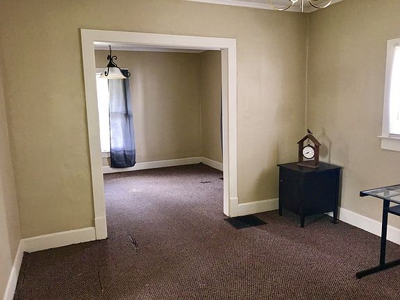 5th image of 1418 Woodward Ave