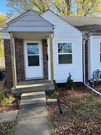 1323 Catula Ave — Photo 2