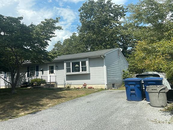 2nd image of 42 Violet St