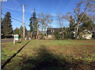 901 S 58th St, Springfield, OR 97478