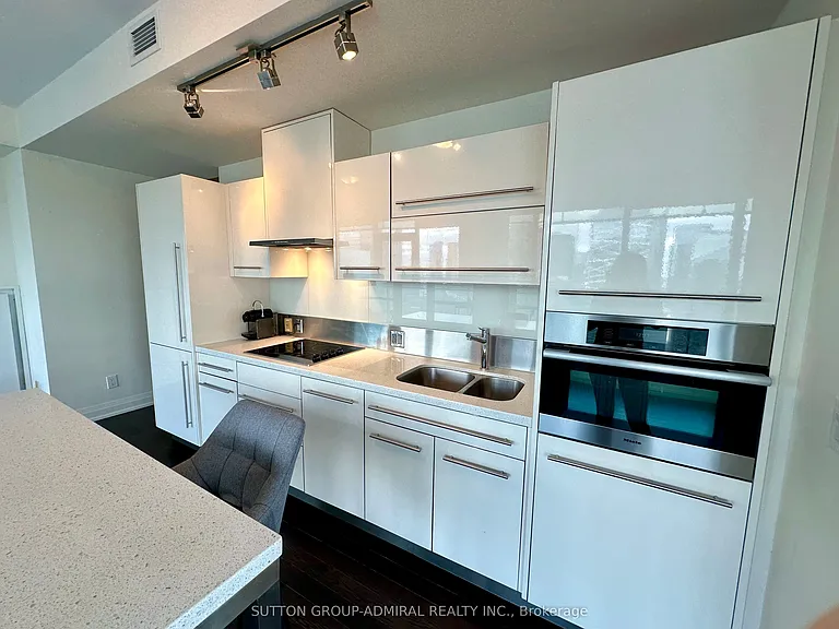80 John St #3708 — Photo 5