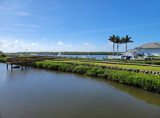 2486 Harbour Cove Dr, Fort Pierce, FL 34949