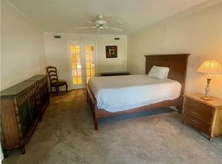 53 High Point Cir W APT 205, Naples, FL 34103