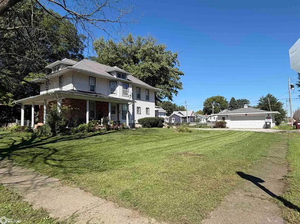 417 Benton Ave E, Albia, IA 52531