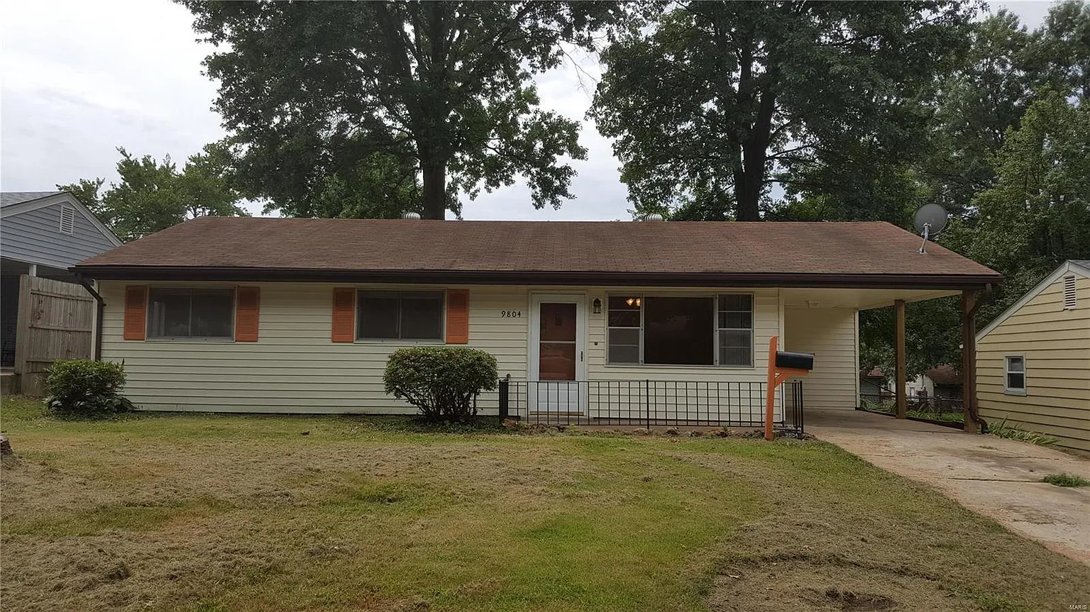 9804 Guthrie Ave photo 1