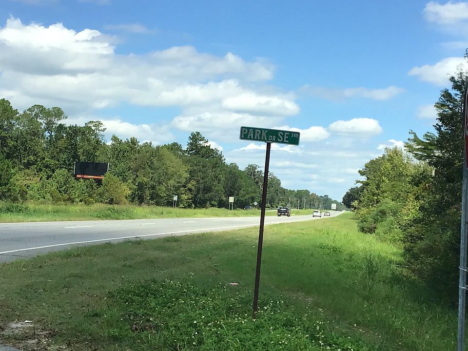 2nd image of 4998 Park Dr