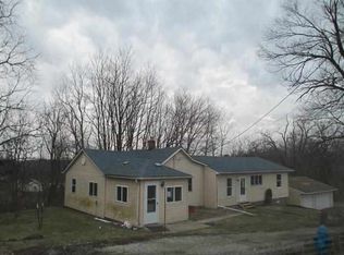 101 B St, Matherville, IL 61263