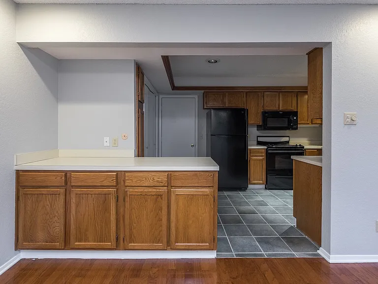 5128 Ledgestone Dr — Photo 5