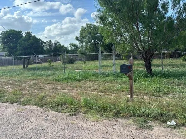 215 Lincoln Ave, Edinburg, TX 78542