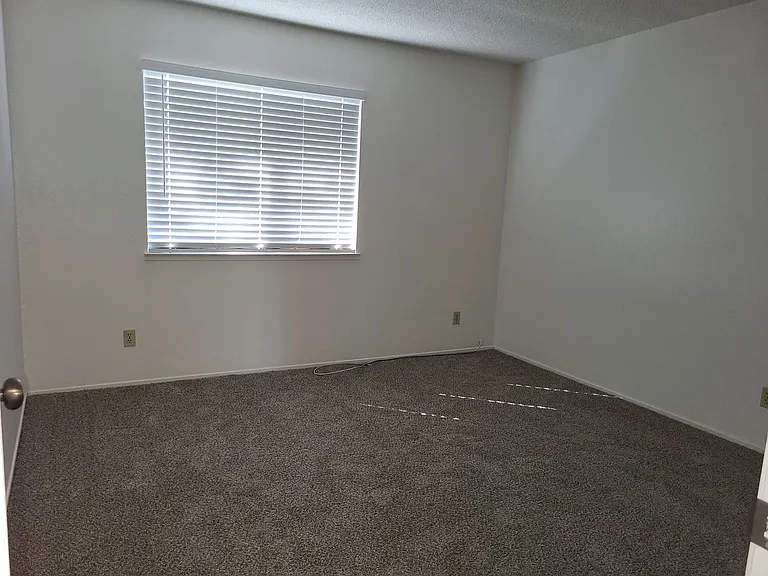 818 E Tabor Ave — Photo 44