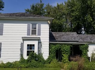 109 W Market St, Tampico, IL 61283