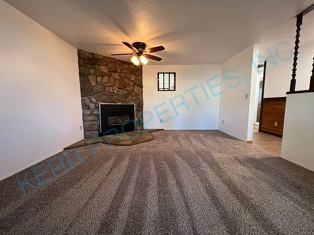 18138 Seaman Ave — Photo 3