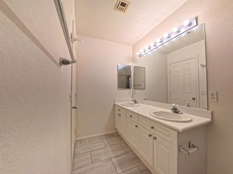 8330 Hipwader Ct — Photo 53