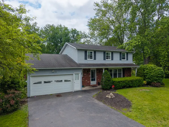 20 Paddington Dr, Rochester, NY 14624
