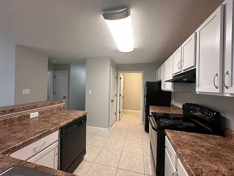 Maple Sunset Apartment Homes — Photo 66