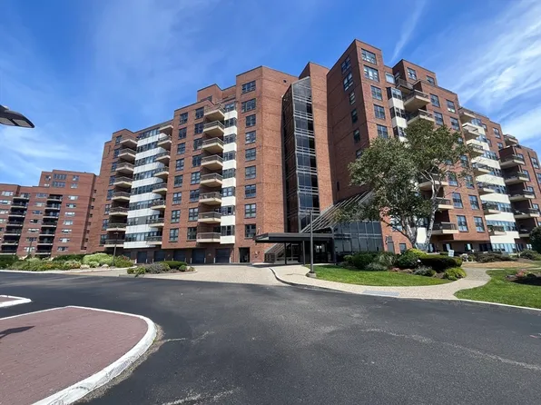 Seal Harbor Rd #604, Winthrop, MA 02152