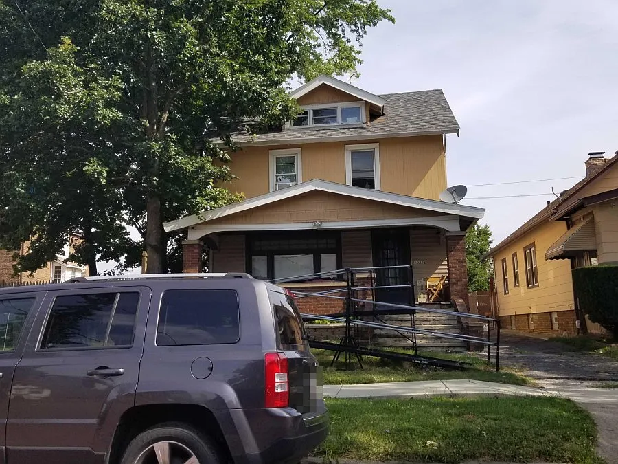 10326 Thrush Ave photo 1