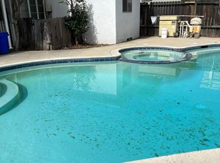 217 E Hawthorne St, Ontario, CA 91764