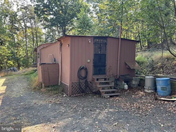 229 Carmel Ct, Purgitsville, WV 26852