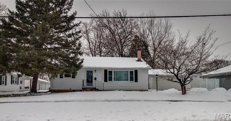 1st image of 1105 N Giddings Ave