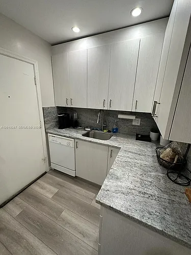 6600 NE 22nd Way #2322 Photo 1