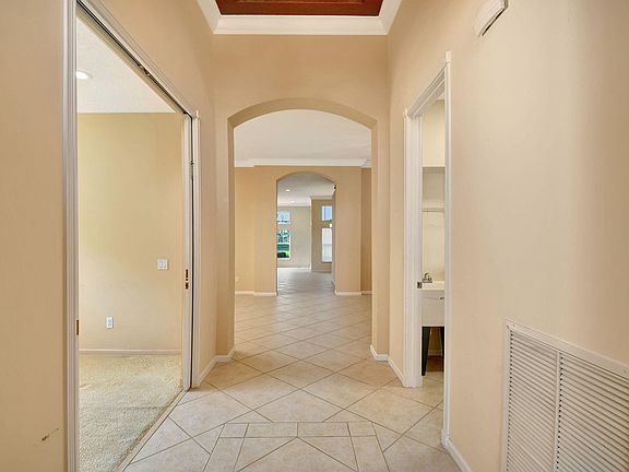 3rd image of 13452 Cordoba Lake Way
