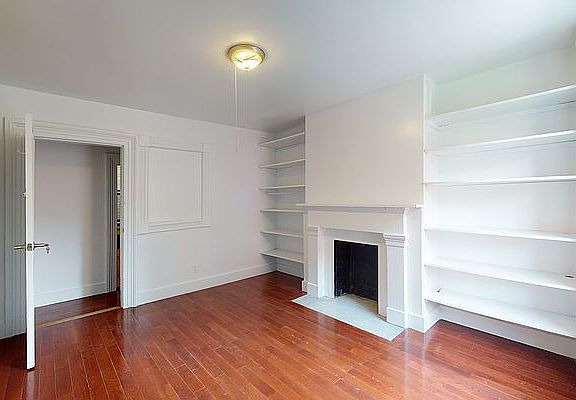 4th image of 286 W 11th St APT 3B