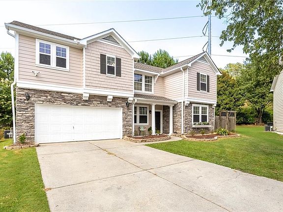 4th image of 6261 Sparkling Cove Ln