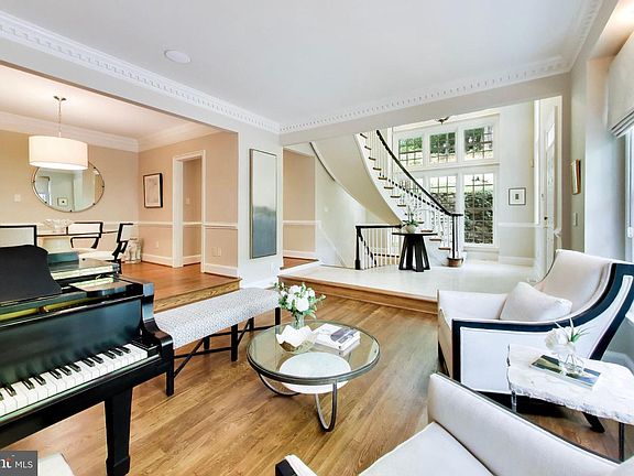 4th image of 8039 Quarry Ridge Way