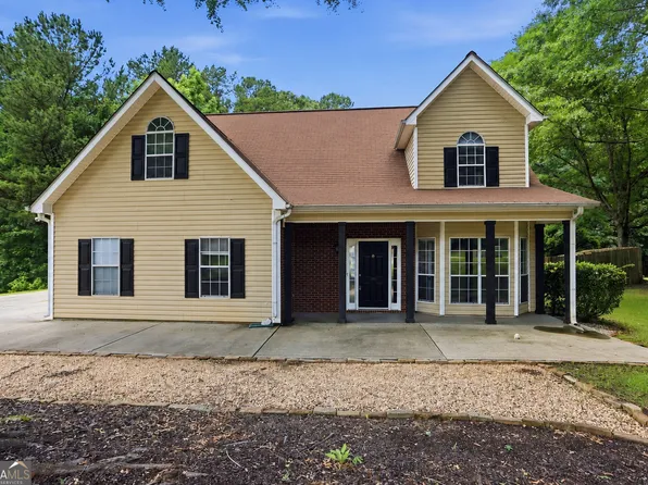 200 Kripple Kreek Dr, Sharpsburg, GA 30277