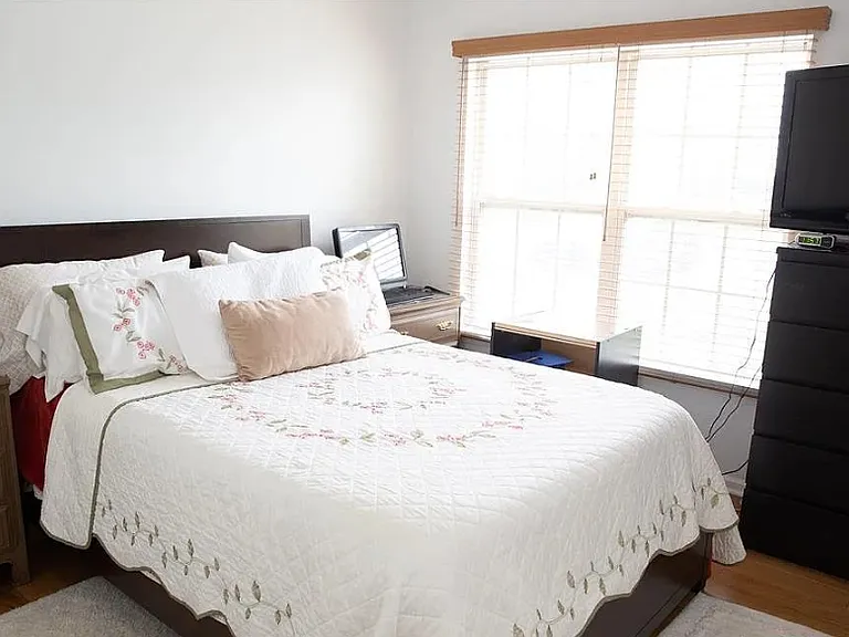 607 Prestwick Dr #2 — Photo 1