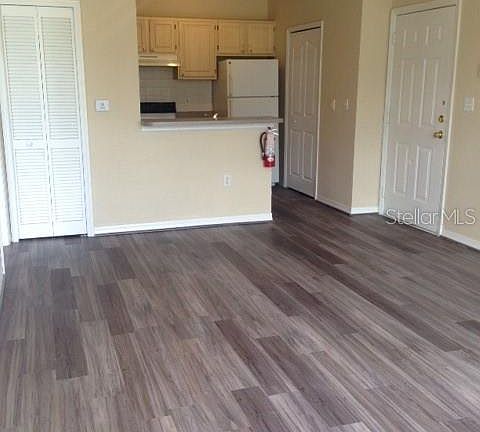 4th image of 8820 Dunes Ct APT 10-104