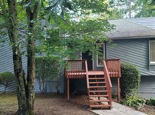 1704 Hickory Grove Trl NW, Acworth, GA 30102