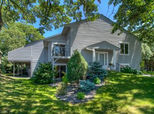 9699 Juniper St NW, Coon Rapids, MN 55433