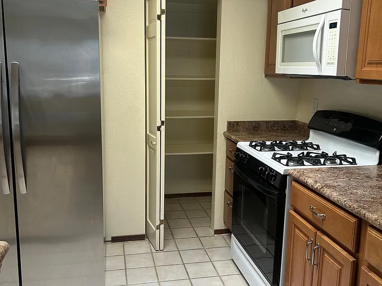 12912 Kachina Pl NE #A — Photo 15