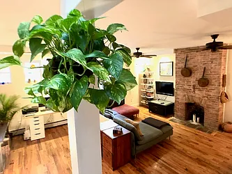 Rented by Avenue Sotheby's International Realty